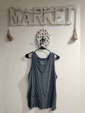 torrid Charcoal Gray Sleeveless Henley Tank